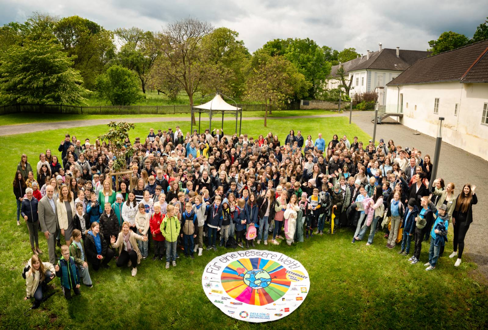 Viele Kinder beim SDG-Aktionstag von Schloss Esterhazy